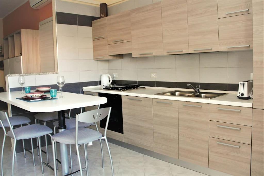 La Casa Al Poetto - Iun R0135 Apartman Quartu SantʼElena Kültér fotó